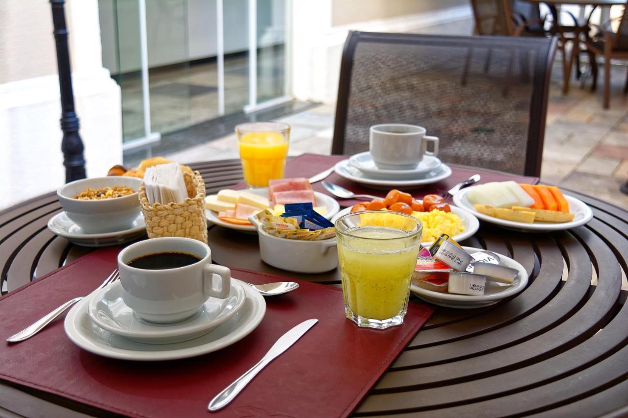 Fenix Hotel Moema เซาเปาโล ภายนอก รูปภาพ